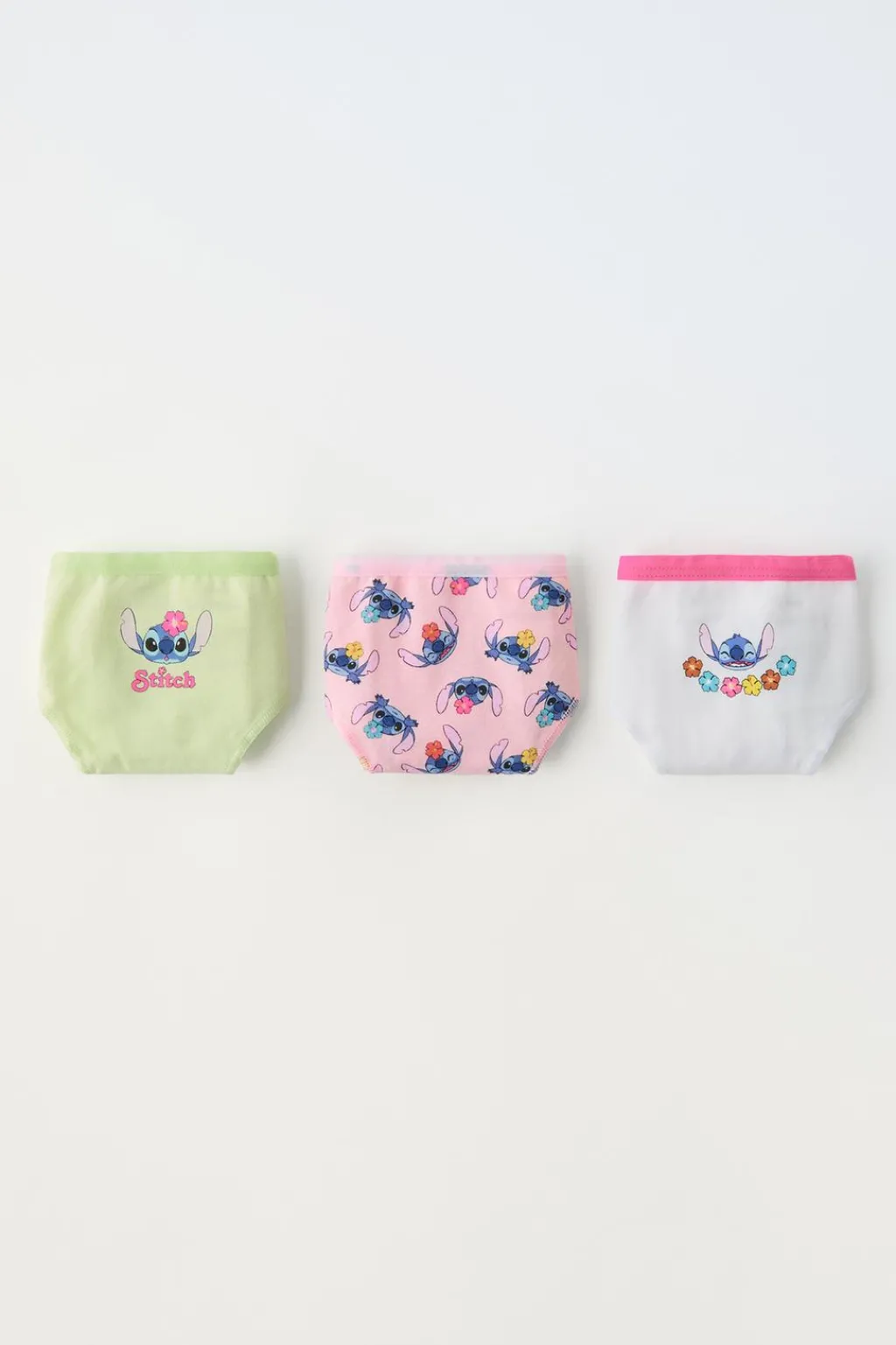 Niños ZARA 1½ - 6 Años·Licencias|1½ - 6 Años·Ropa Interior / Calcetines<2-6 AÑOS/ PACK TRES BRAGUITAS LILO & STITCH © DISNEY