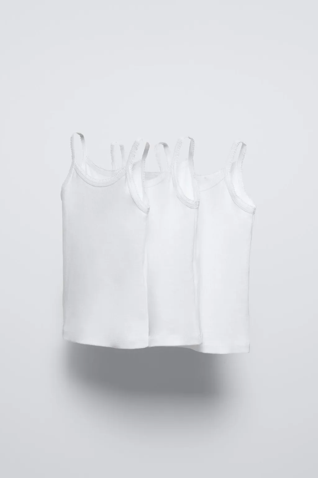 Niños ZARA 1½ - 6 Años·Camisetas|1½ - 6 Años·Ropa Interior / Calcetines<2-6 AÑOS/ PACK TRES CAMISETAS TIRANTES