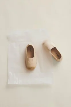 Niños ZARA 1½ - 6 Años·Zapatos|1½ - 6 Años·Zapatos<ALPARGATA PIEL