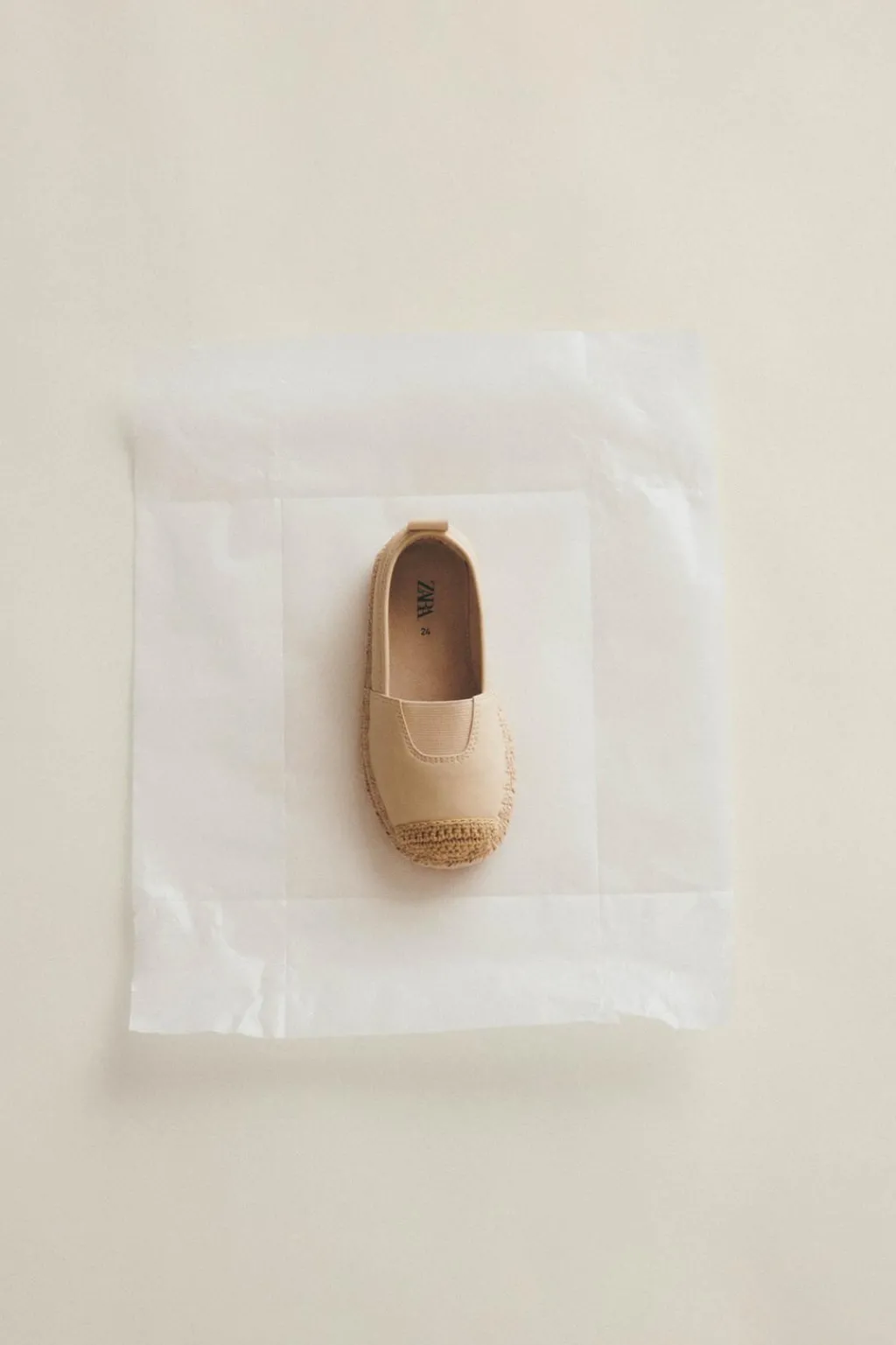 Niños ZARA 1½ - 6 Años·Zapatos|1½ - 6 Años·Zapatos<ALPARGATA PIEL