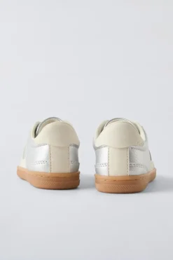 Niños ZARA 1½ - 6 Años·Zapatos|1½ - 6 Años·Zapatos<BAMBA METALIZADA
