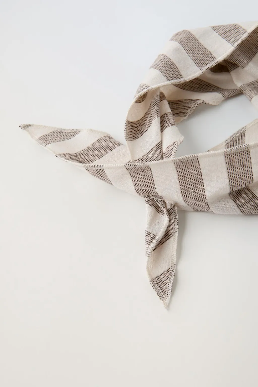Niños ZARA 1½ - 6 Años·Accesorios|6 - 14 Años·Accesorios<BANDANA TRIANGULAR RAYAS