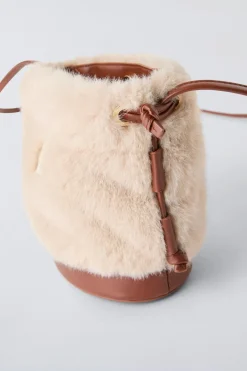 Niños ZARA 6 - 14 Años·Bolsos / Mochilas<BANDOLERA SACA PELO