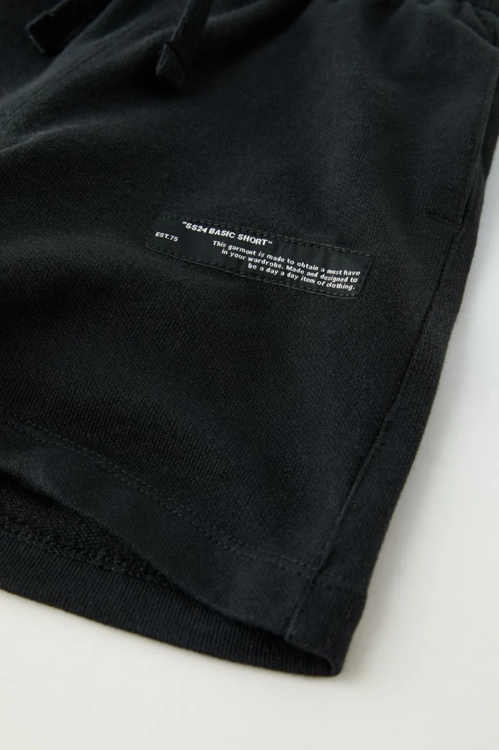 Niños ZARA 6 - 14 Años·Pantalones<BERMUDA BÁSICA ETIQUETA