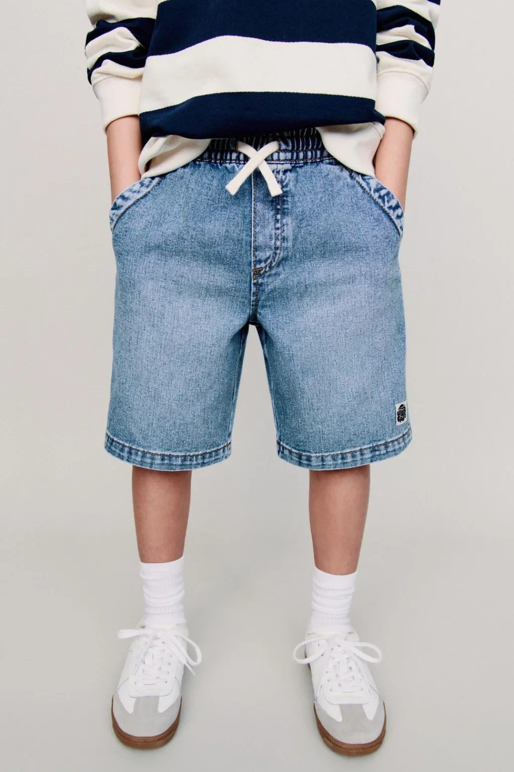 Niños ZARA 6 - 14 Años·Jeans<BERMUDA DENIM CORDÓN ETIQUETA