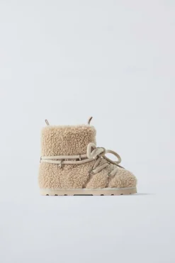 Niños ZARA 1½ - 6 Años·Zapatos|1½ - 6 Años·Zapatos<BOTA BORREGUILLO
