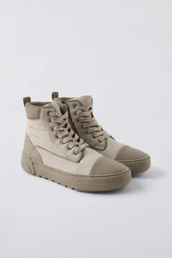 Niños ZARA 6 - 14 Años·Zapatos|6 - 14 Años·Zapatos<BOTÍN ACOLCHADO