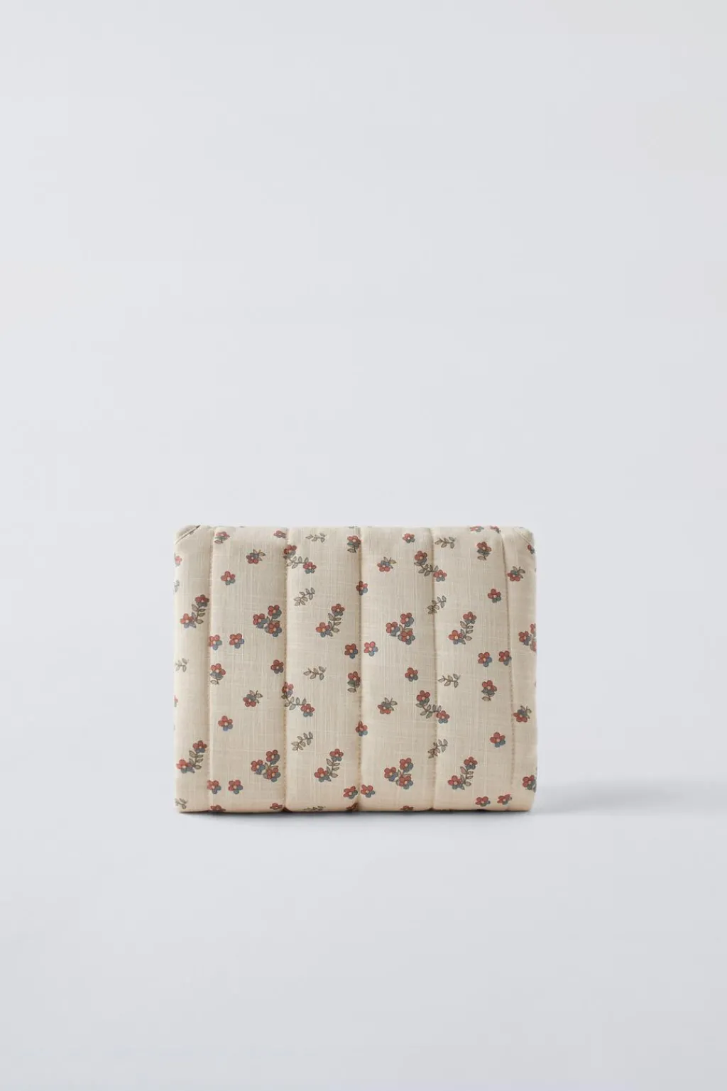 Niños ZARA 1½ - 6 Años·Bolsos / Mochilas|1½ - 6 Años·Bolsos / Mochilas<CAMBIADOR FLORES