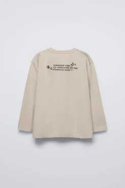 Niños ZARA 6 - 14 Años·Camisetas<CAMISETA TEXTO RELIEVE