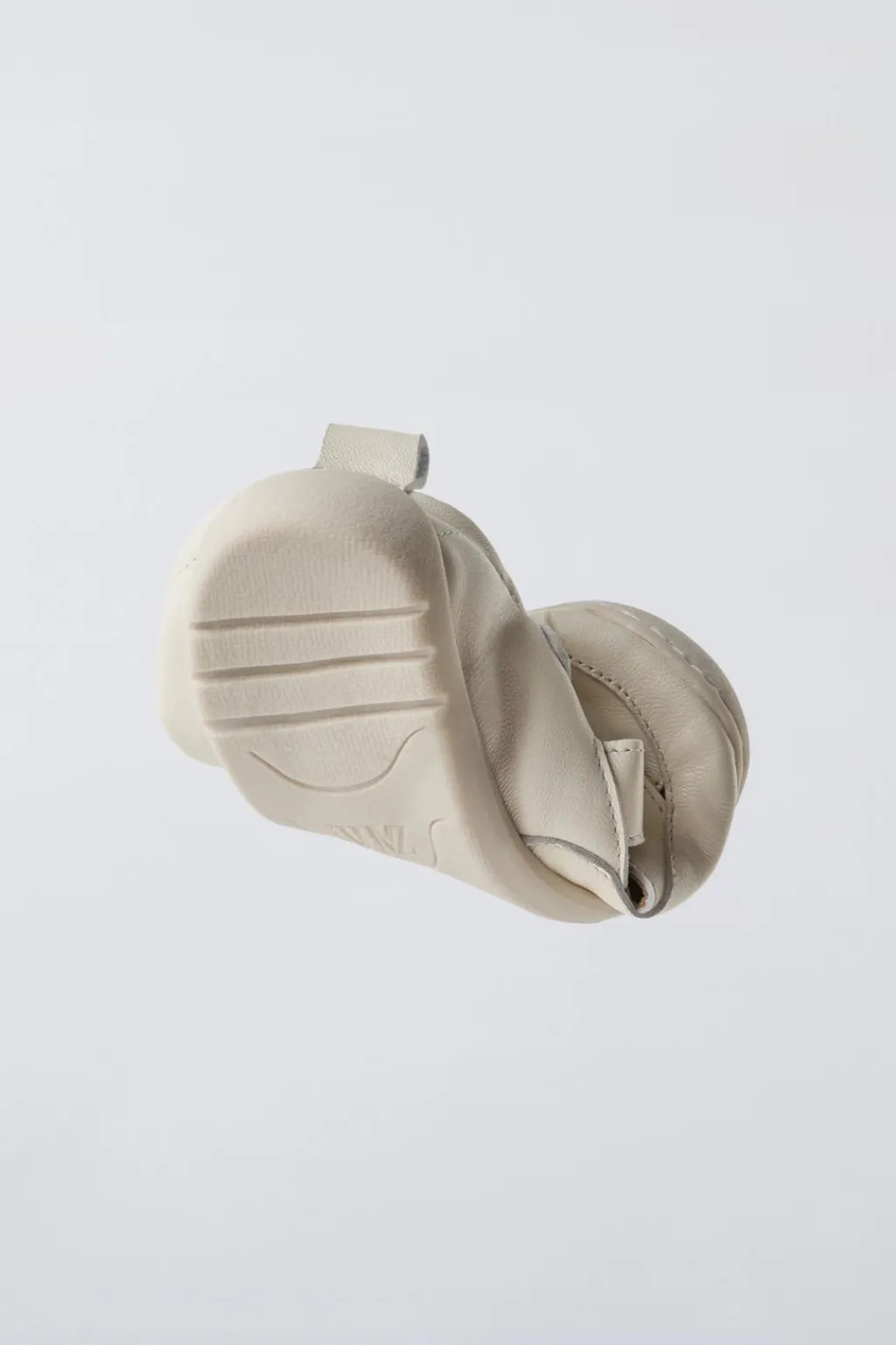 Niños ZARA 1½ - 6 Años·Zapatos|1½ - 6 Años·Zapatos<CANGREJERA PIEL REFORZADA