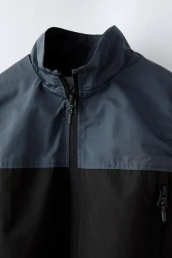 Niños ZARA 6 - 14 Años·Abrigos<CHALECO SPORTY TÉCNICO