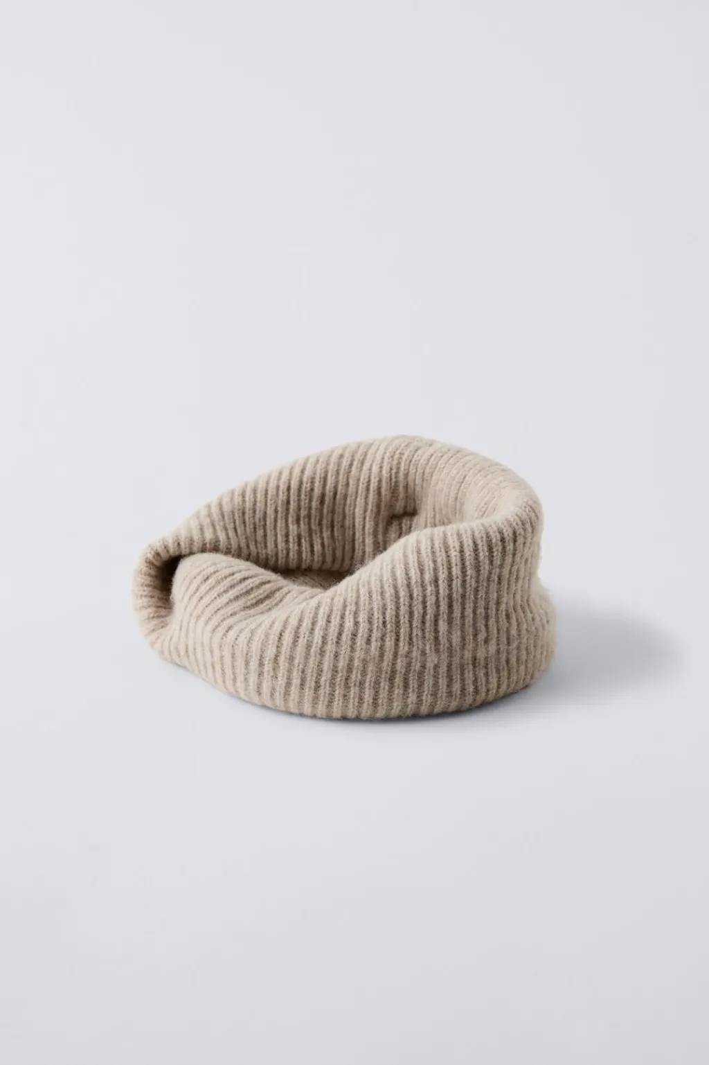 Niños ZARA 1½ - 6 Años·Accesorios|6 - 14 Años·Accesorios<CUELLO PUNTO BÁSICO