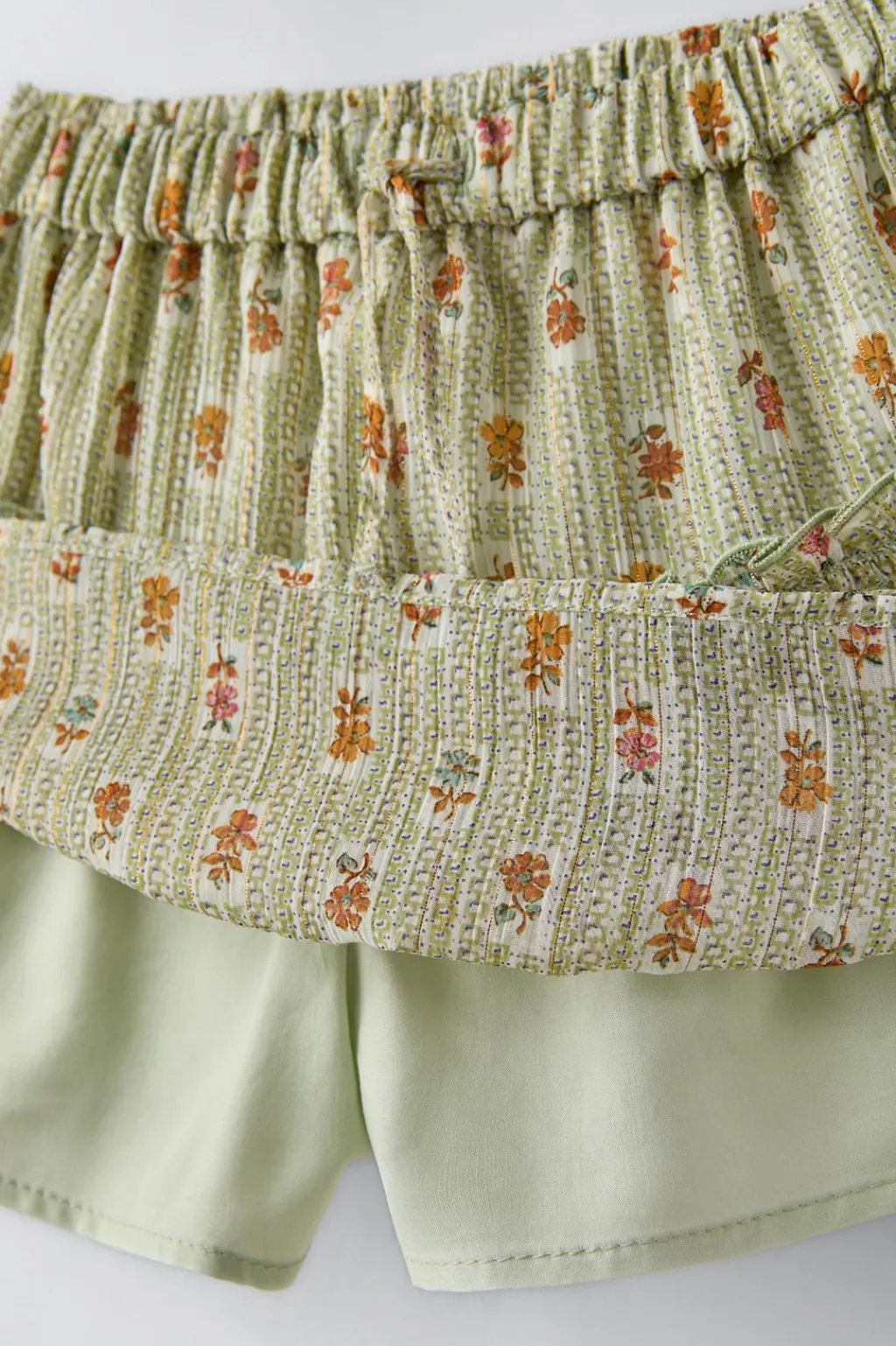 Niños ZARA 6 - 14 Años·Faldas / Bermudas<FALDA BERMUDA FLORES BRILLO