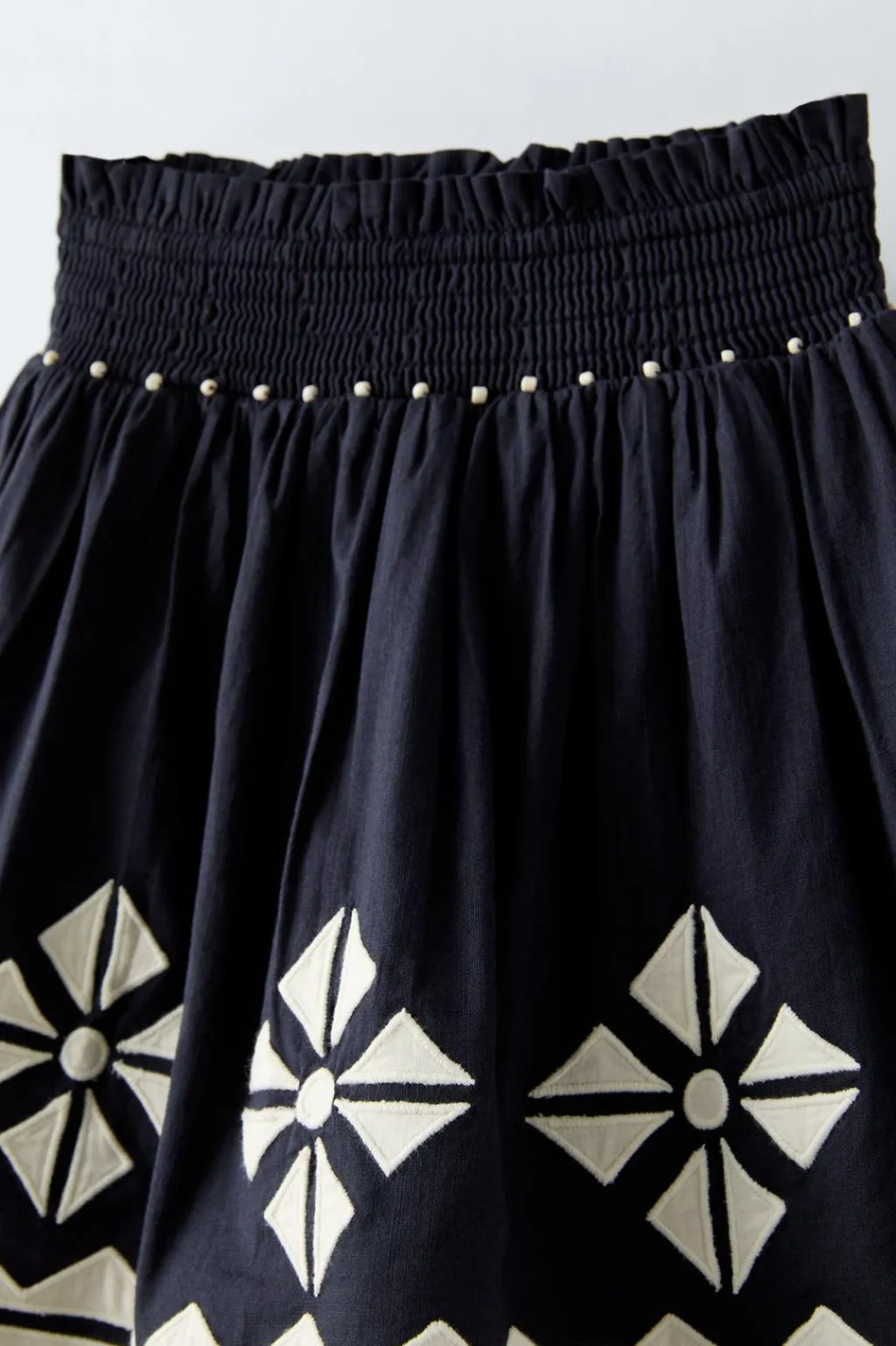 Niños ZARA 6 - 14 Años·Faldas / Bermudas|6 - 14 Años·Total Look<FALDA BORDADOS