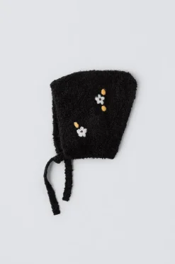Niños ZARA 6 - 18 Meses·Conjuntos|6 - 18 Meses·Punto<GORRO FLORES BORDADAS