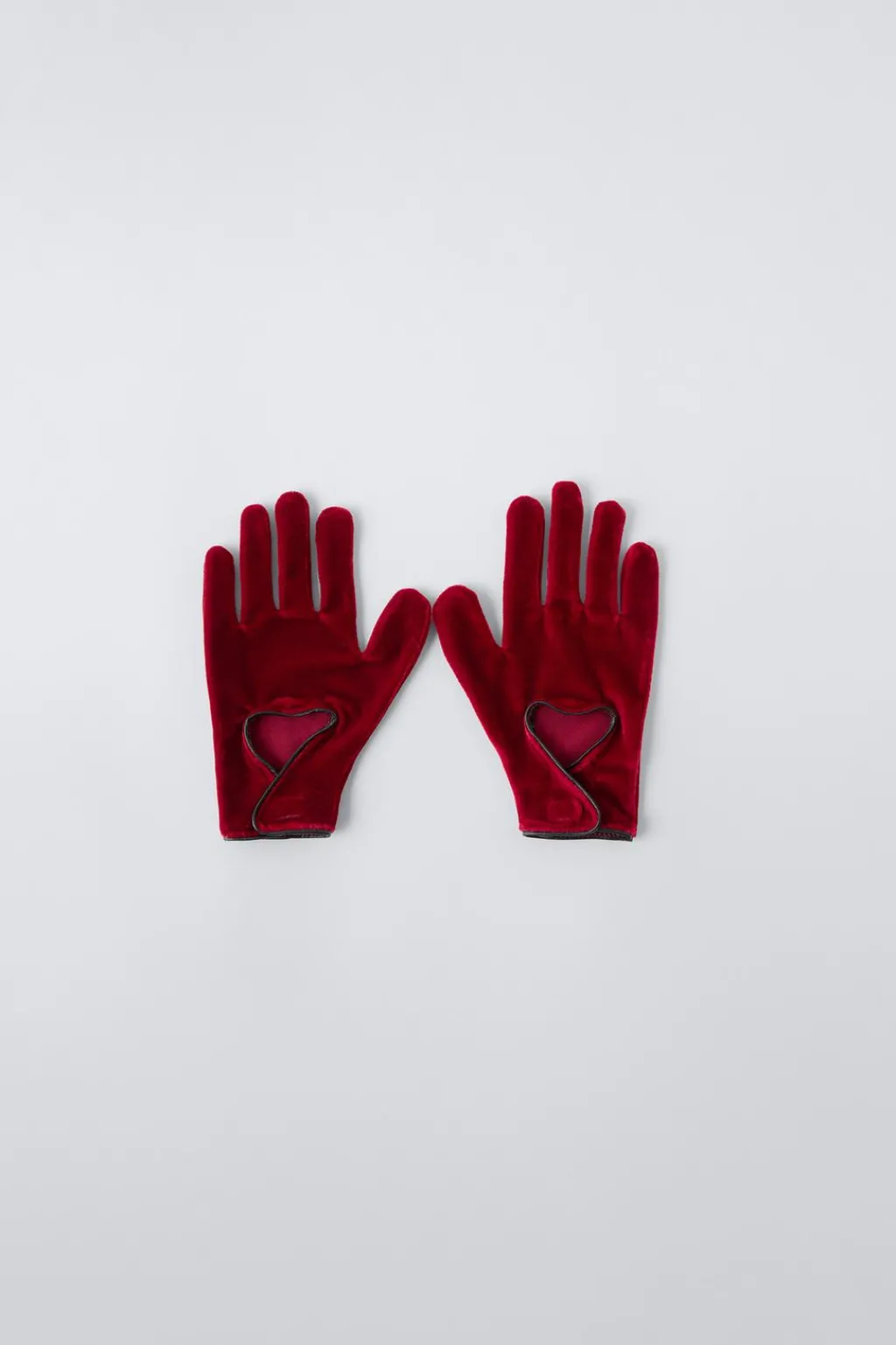 Niños ZARA 6 - 14 Años·Accesorios|Accesorios / Zapatos / 0 - 14 Años<GUANTES DISFRAZ REINA DE CORAZONES