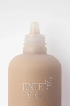 Sale HIDRATANTE ULTRALIGERA SPF50 CON COLOR Hombre Maquillaje