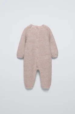 Niños ZARA 6 - 18 Meses·Punto|6 - 18 Meses·Vestidos / Monos<MONO PUNTO FLORES BORDADAS