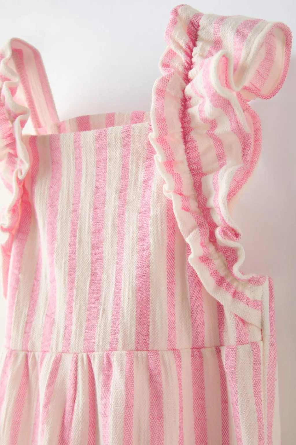 Niños ZARA 1½ - 6 Años·Vestidos / Petos|1½ - 6 Años·Pantalones<MONO VOLANTES Y RAYAS