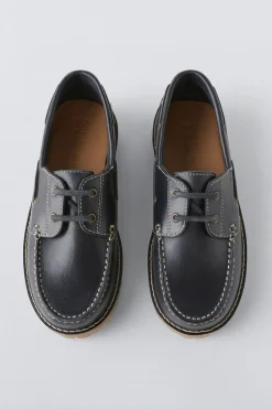 Niños ZARA 6 - 14 Años·Zapatos|6 - 14 Años·Zapatos<NÁUTICO PIEL