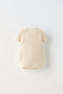 Niños ZARA 6 - 18 Meses·Punto|6 - 18 Meses·Vestidos / Monos<PELELE CROCHET BOTONES