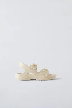 Niños ZARA 1½ - 6 Años·Zapatos|1½ - 6 Años·Zapatos<SANDALIA BAÑO