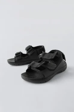 Niños ZARA 1½ - 6 Años·Zapatos|1½ - 6 Años·Zapatos<SANDALIA TÉCNICA