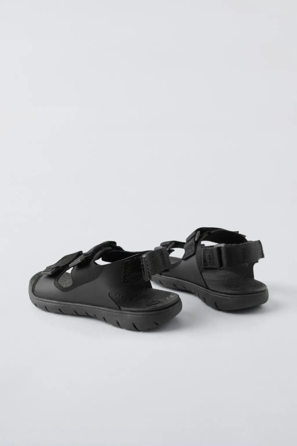 Niños ZARA 1½ - 6 Años·Zapatos|1½ - 6 Años·Zapatos<SANDALIA TÉCNICA