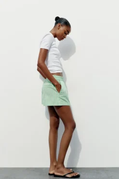 Outlet SHORTS RAYAS Mujer Faldas / Shorts