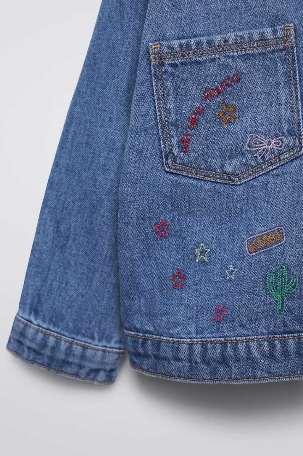 Niños ZARA 1½ - 6 Años·Camisas|1½ - 6 Años·Jeans / Denim<SOBRECAMISA DENIM BORDADOS