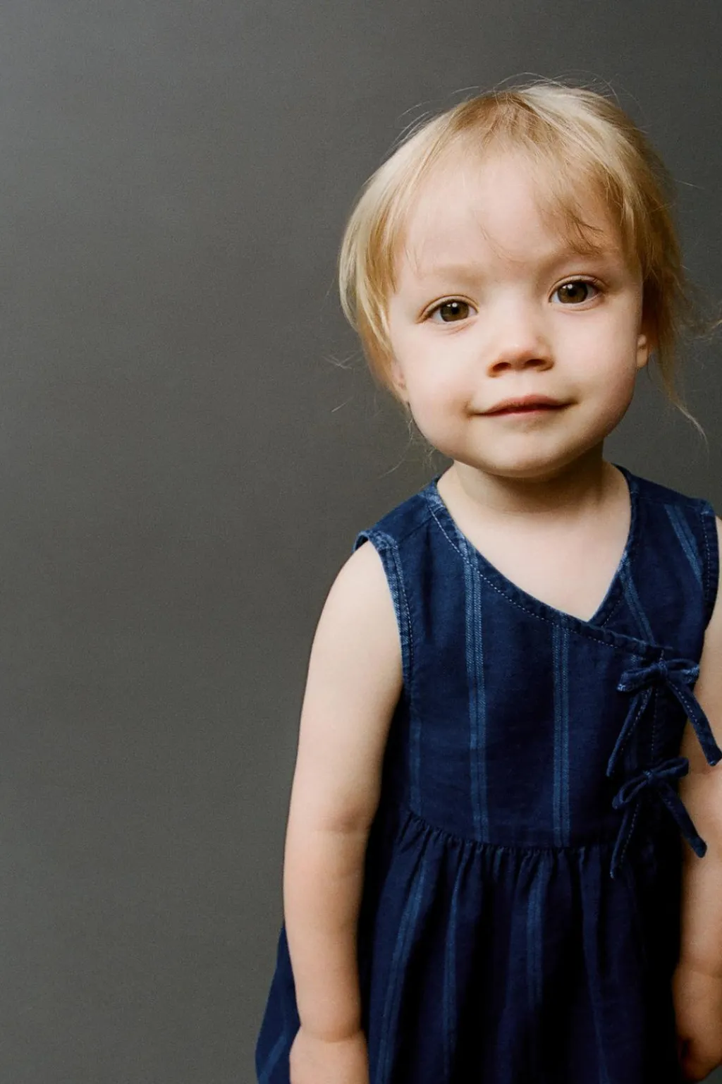 Niños ZARA 1½ - 6 Años·Vestidos / Petos|1½ - 6 Años·Jeans / Denim<VESTIDO DENIM RAYAS LAZOS
