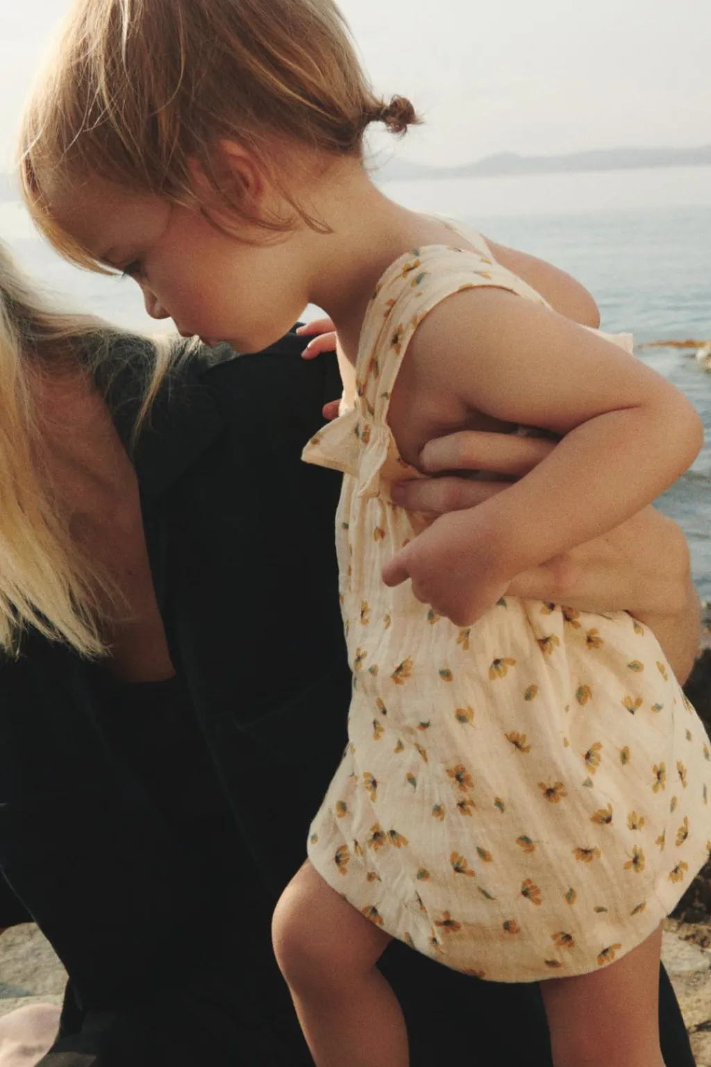 Niños ZARA 6 - 18 Meses·Vestidos / Monos|6 - 18 Meses·Braguitas / Bermudas<VESTIDO Y BRAGUITA FLORES