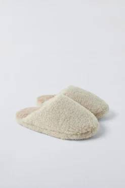 Niños ZARA 6 - 14 Años·Zapatos|6 - 14 Años·Zapatos<ZAPATILLA DE CASA BORREGUILLO