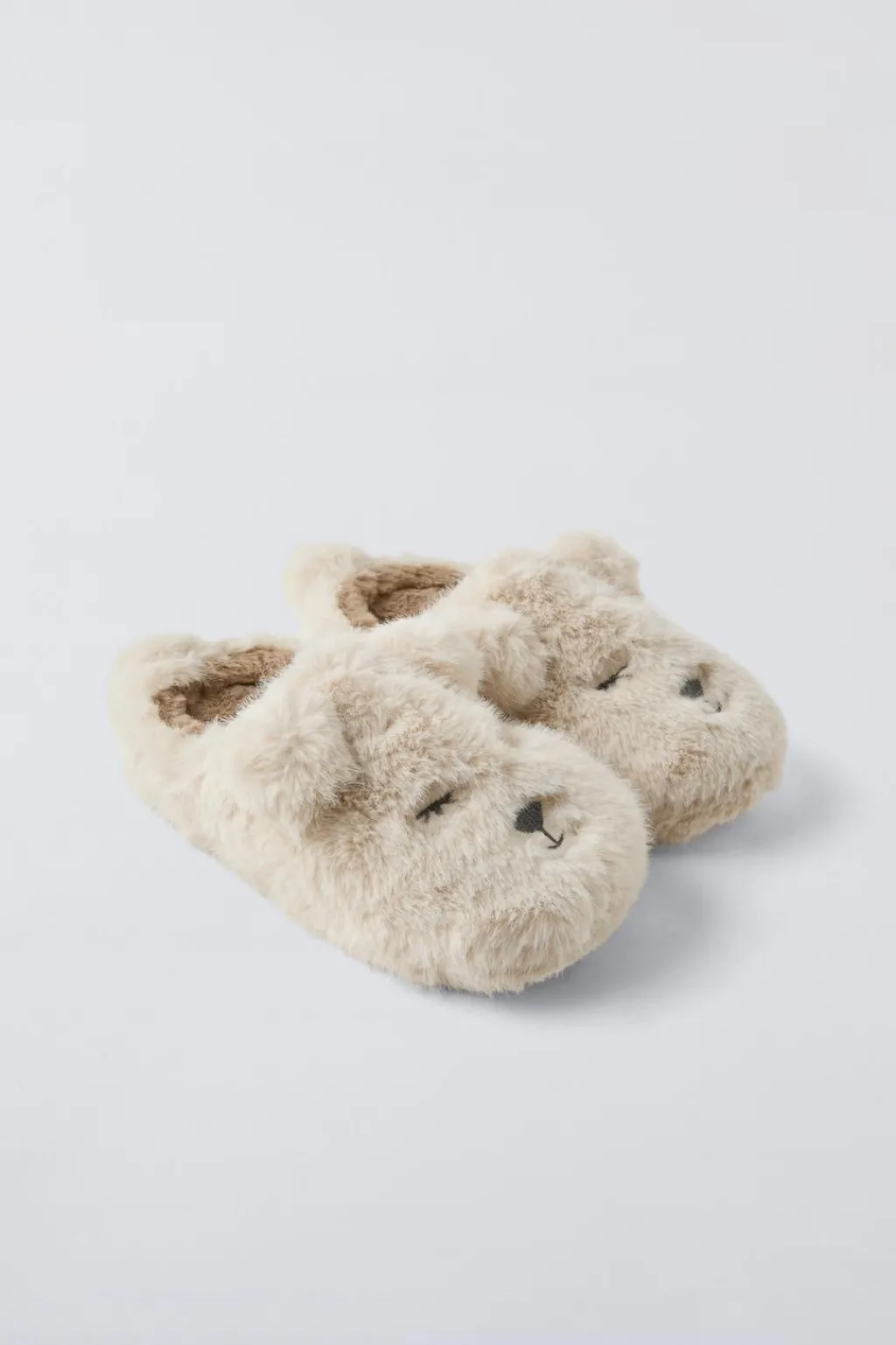 Niños ZARA 6 - 14 Años·Zapatos|6 - 14 Años·Zapatos<ZAPATILLA DE CASA OSITO