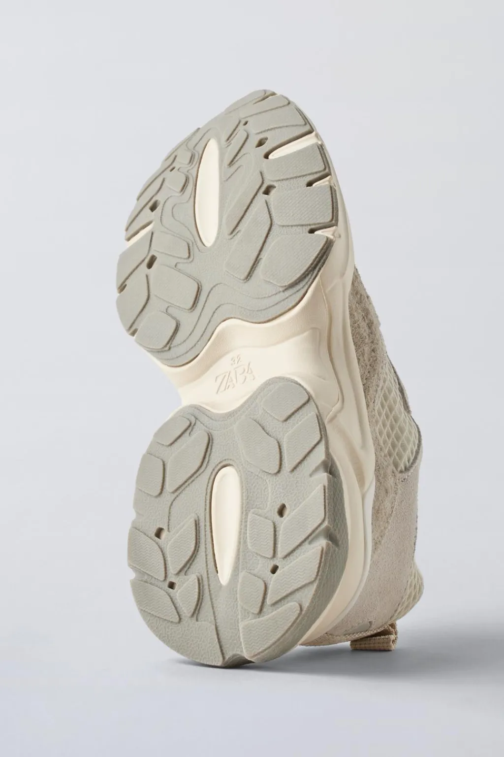 Niños ZARA 6 - 14 Años·Deporte / Jogging|6 - 14 Años·Zapatos<ZAPATILLA DEPORTIVA MULTIPIEZAS